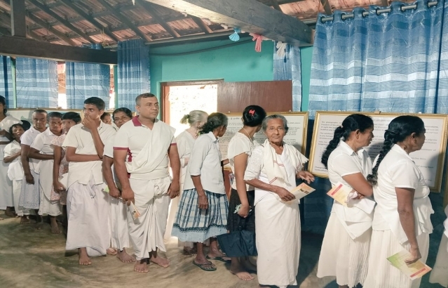 “INDIA THROUGH SRI LANKAN EYES” at Mulgirigala Raja Maha Viharaya